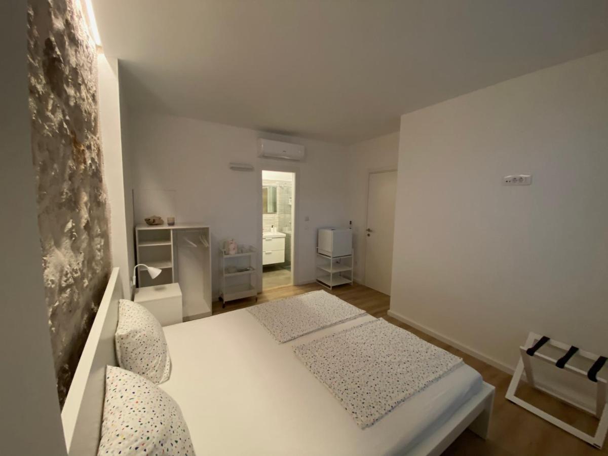 Apartamento Sobe “Zavjetrina” Murter Exterior foto